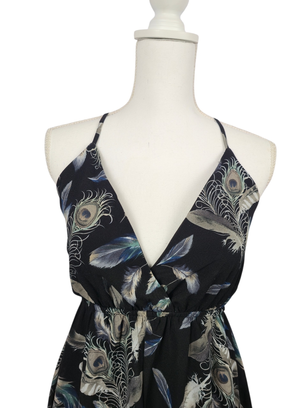 Black V Neck Feather Print Maxi Dress with Adjustable Straps - Picture 6 of 16